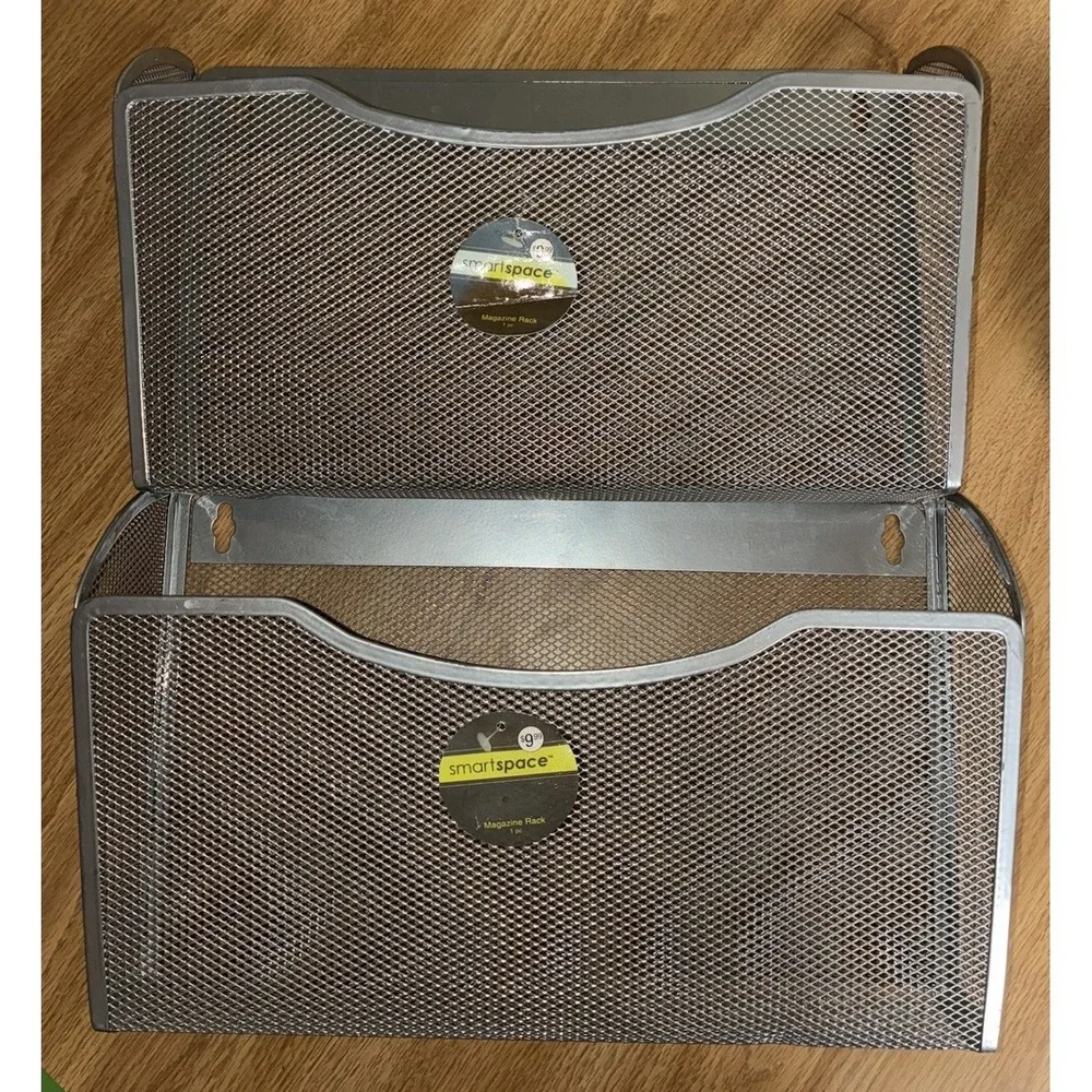 File Holder Magazine Rack Mesh Single Pocket Wall Mount (2) Vintage NEW‎ *flaw